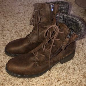 American Eagle Outfitters Size 10 boot